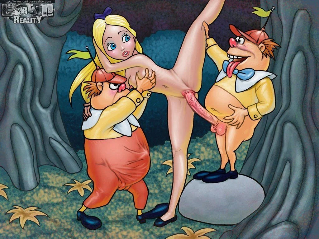 Disney Porno Alice no País das Maravilhas – Cartoon Pornô – PT-BR